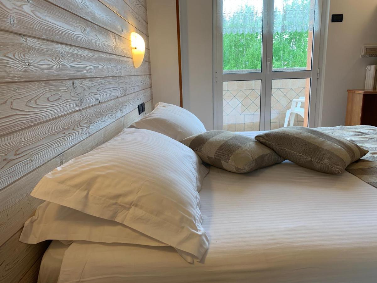 Albergo Moderno & Spa Fuipiano Valle Imagna Eksteriør billede