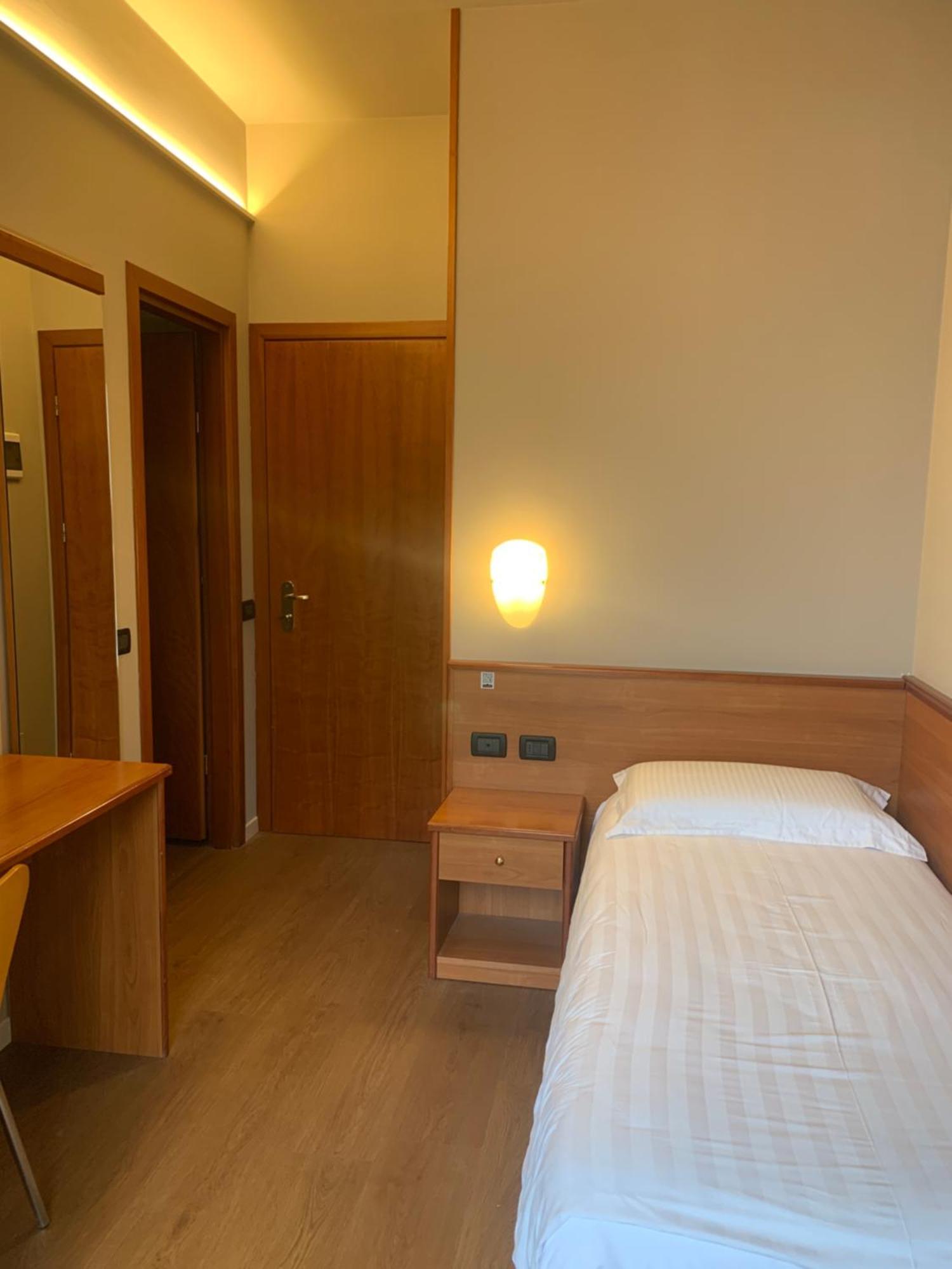 Albergo Moderno & Spa Fuipiano Valle Imagna Eksteriør billede