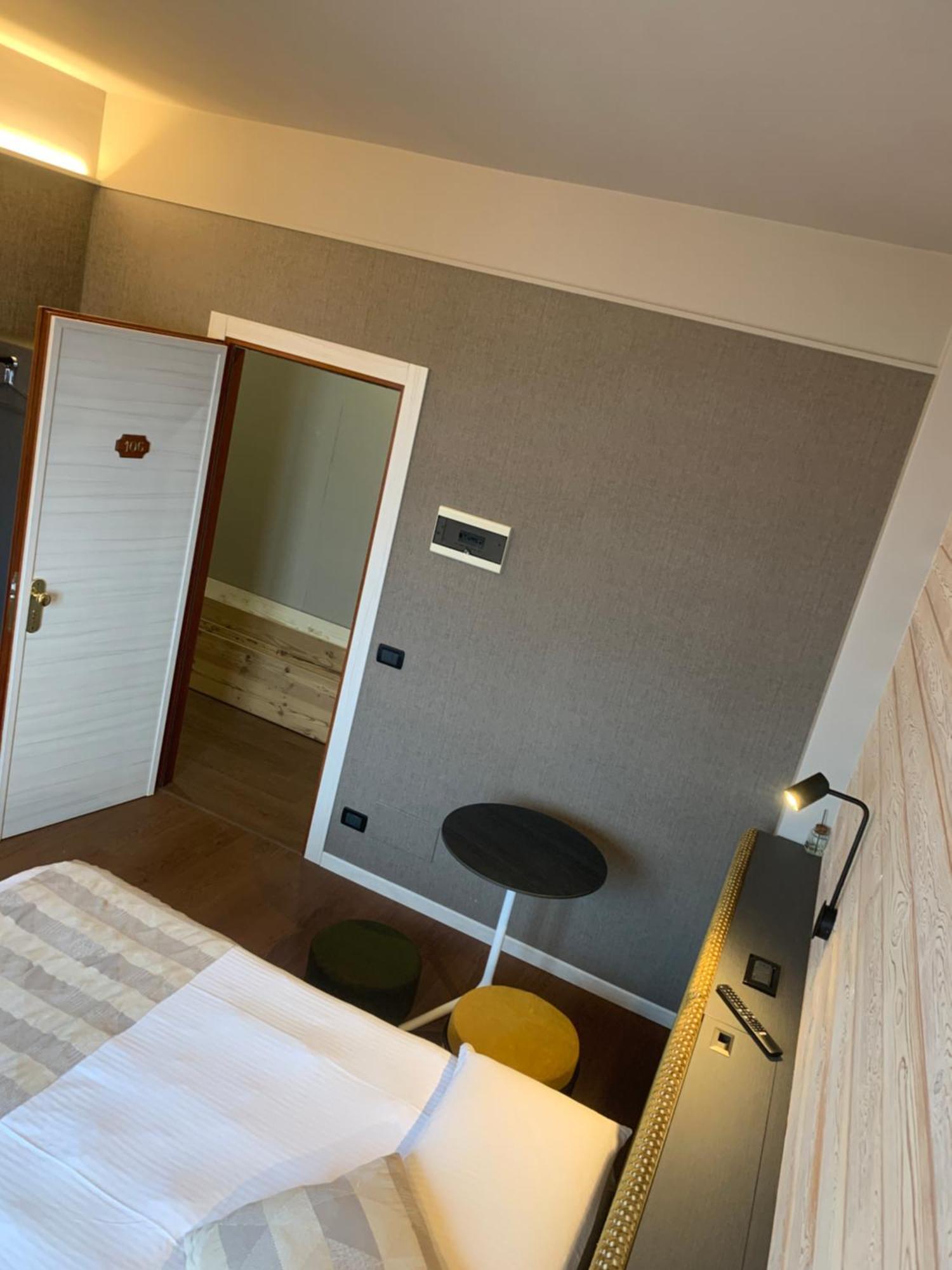 Albergo Moderno & Spa Fuipiano Valle Imagna Eksteriør billede