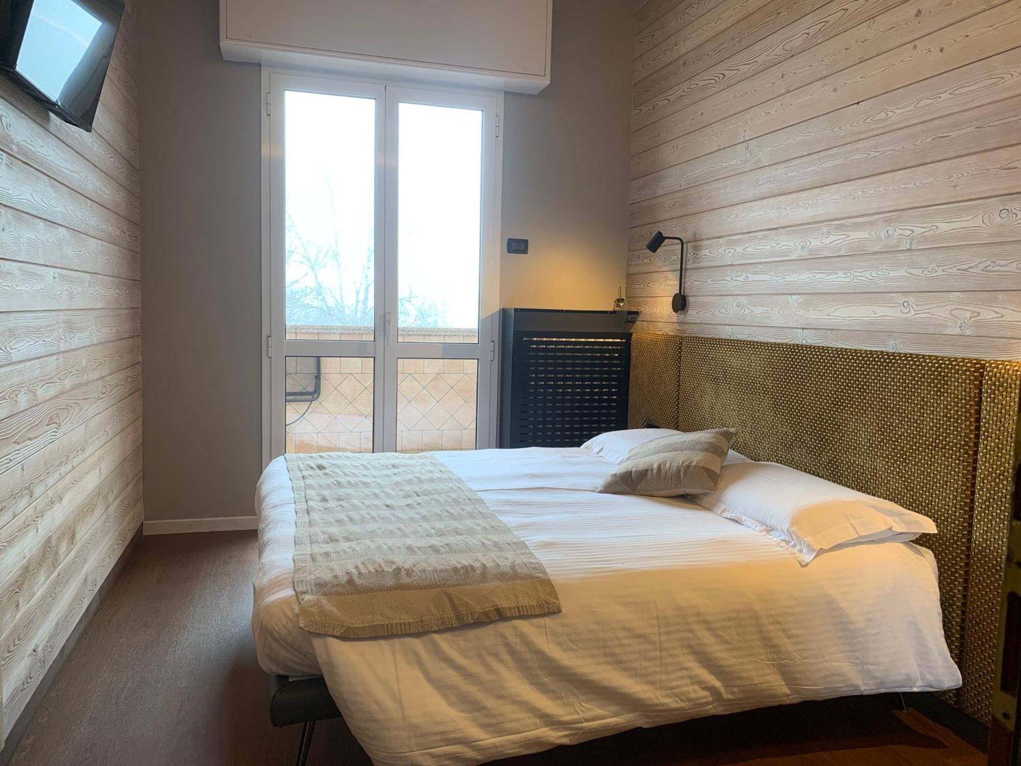 Albergo Moderno & Spa Fuipiano Valle Imagna Eksteriør billede
