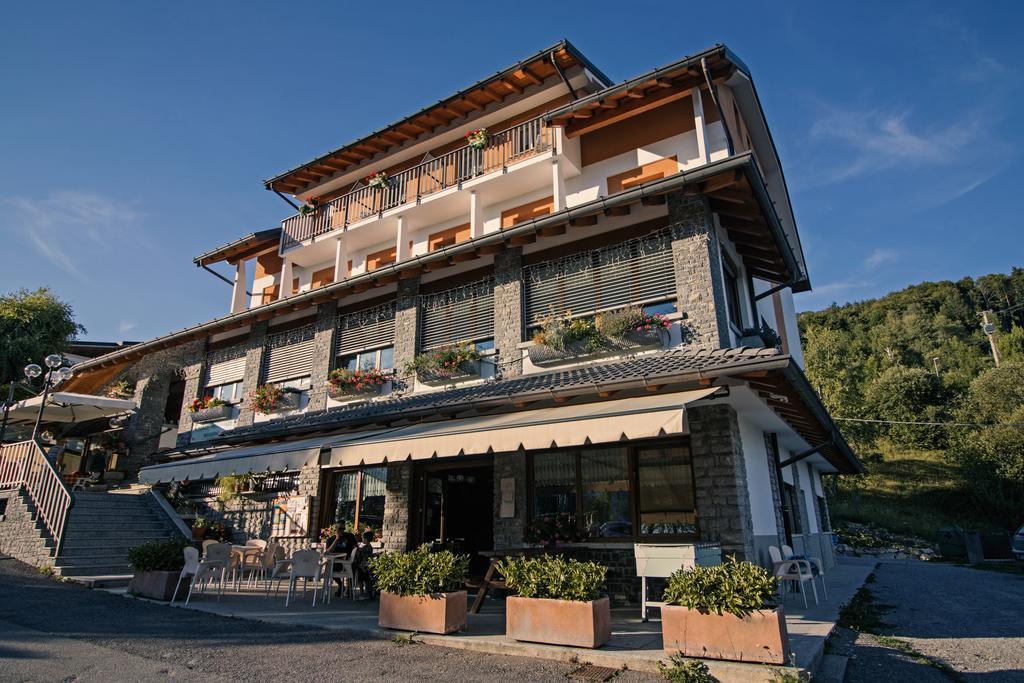 Albergo Moderno & Spa Fuipiano Valle Imagna Eksteriør billede