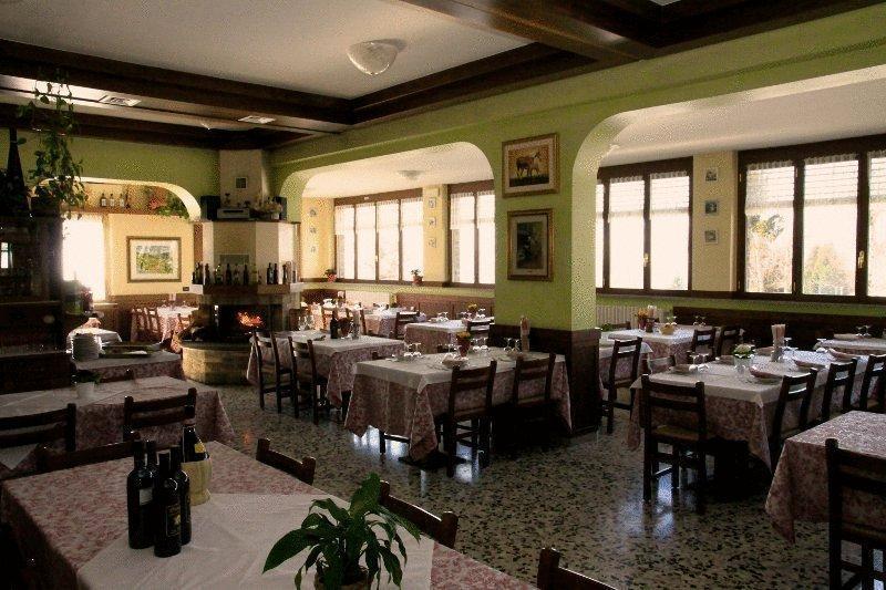 Albergo Moderno & Spa Fuipiano Valle Imagna Eksteriør billede