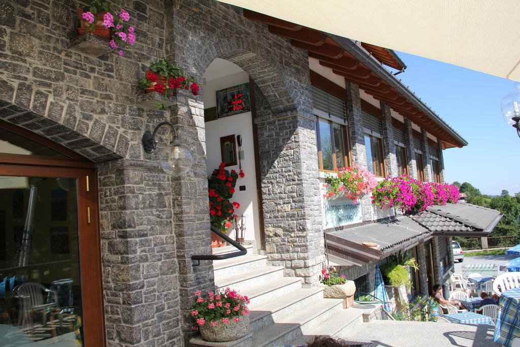Albergo Moderno & Spa Fuipiano Valle Imagna Eksteriør billede