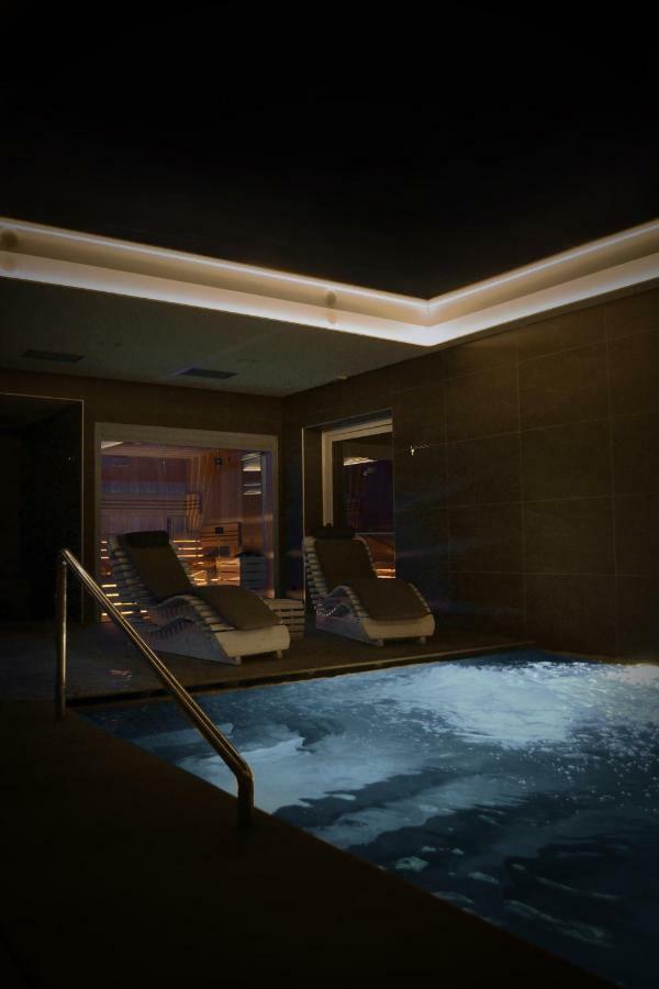 Albergo Moderno & Spa Fuipiano Valle Imagna Eksteriør billede